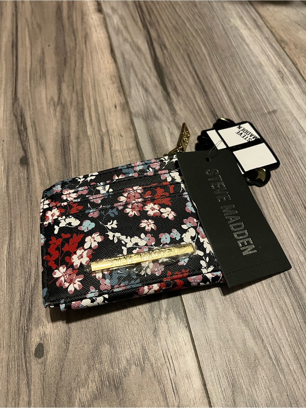 Steve Madden Black Floral Wallet NWT